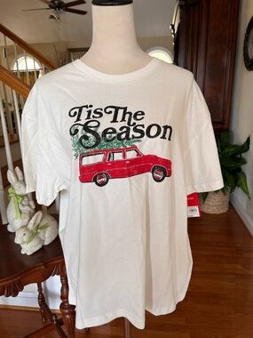 Vintage Style 'Tis The Season Graphic Tee and plaid Pajama pants